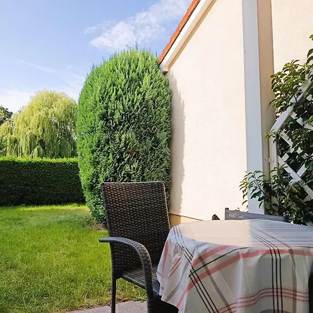 Hotel Rosenhof 14 *